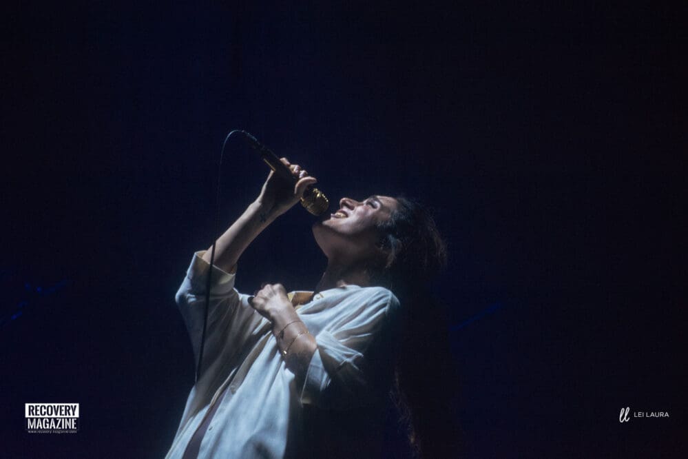 Levante - Caos In Teatro - Teatro IL Celebrazioni Bologna - Recovery Magazine - Laura Lei